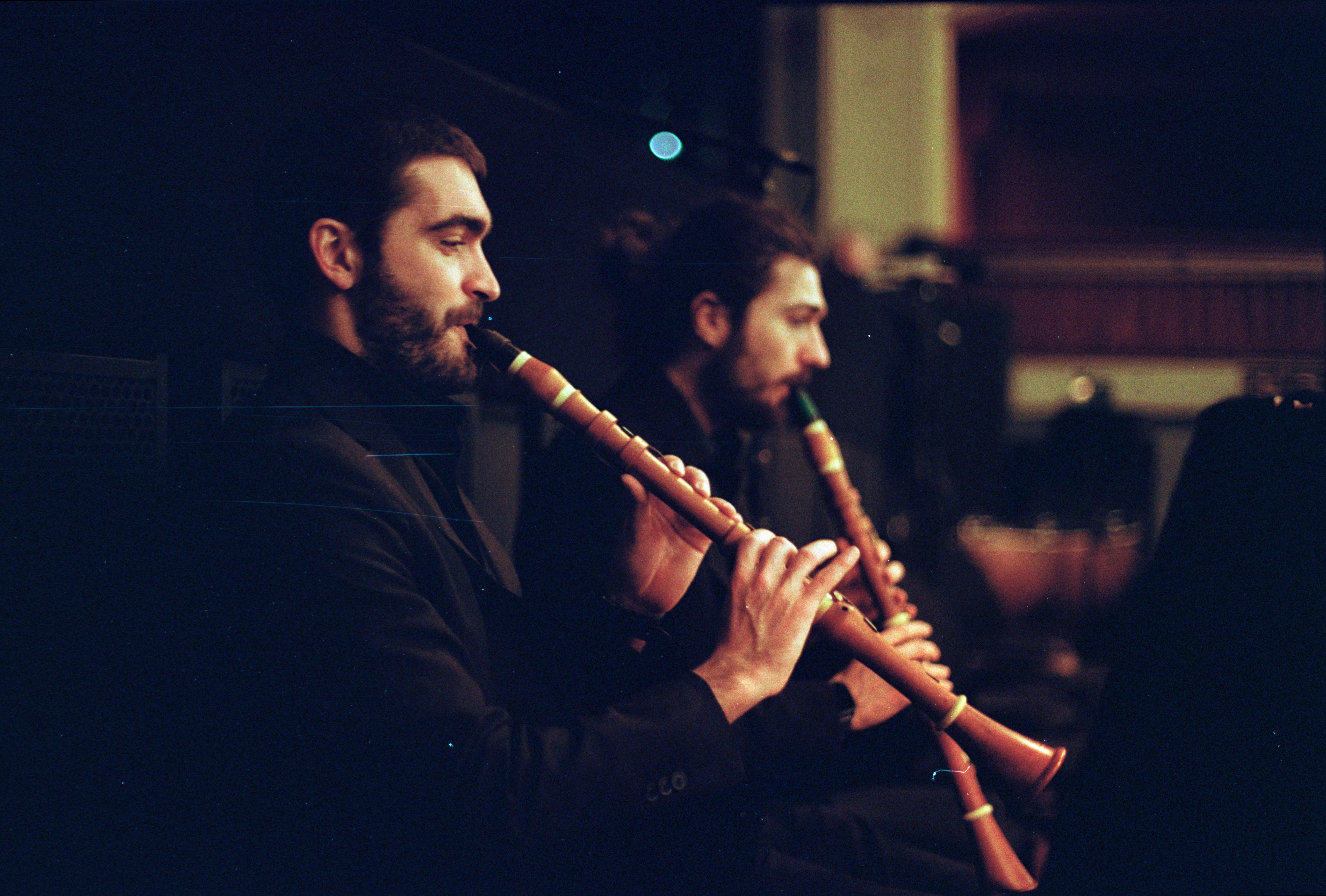 Joan Roca tocant el clarinet